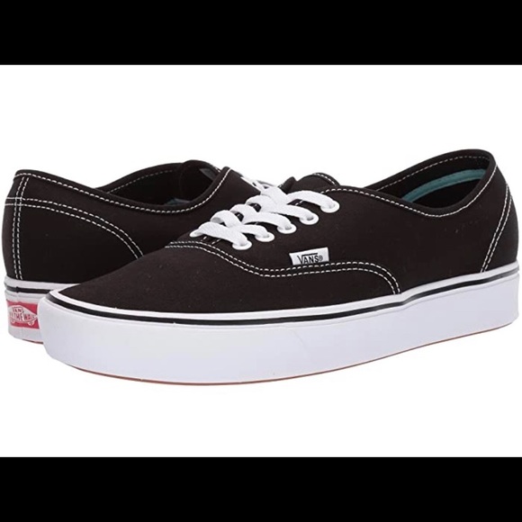 Vans Shoes - ❣️HP❣️ EUC Black Vans